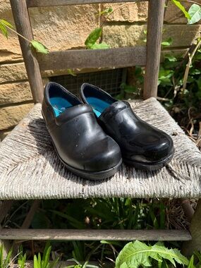 Dr. Scholl's Black Slip-On Clogs